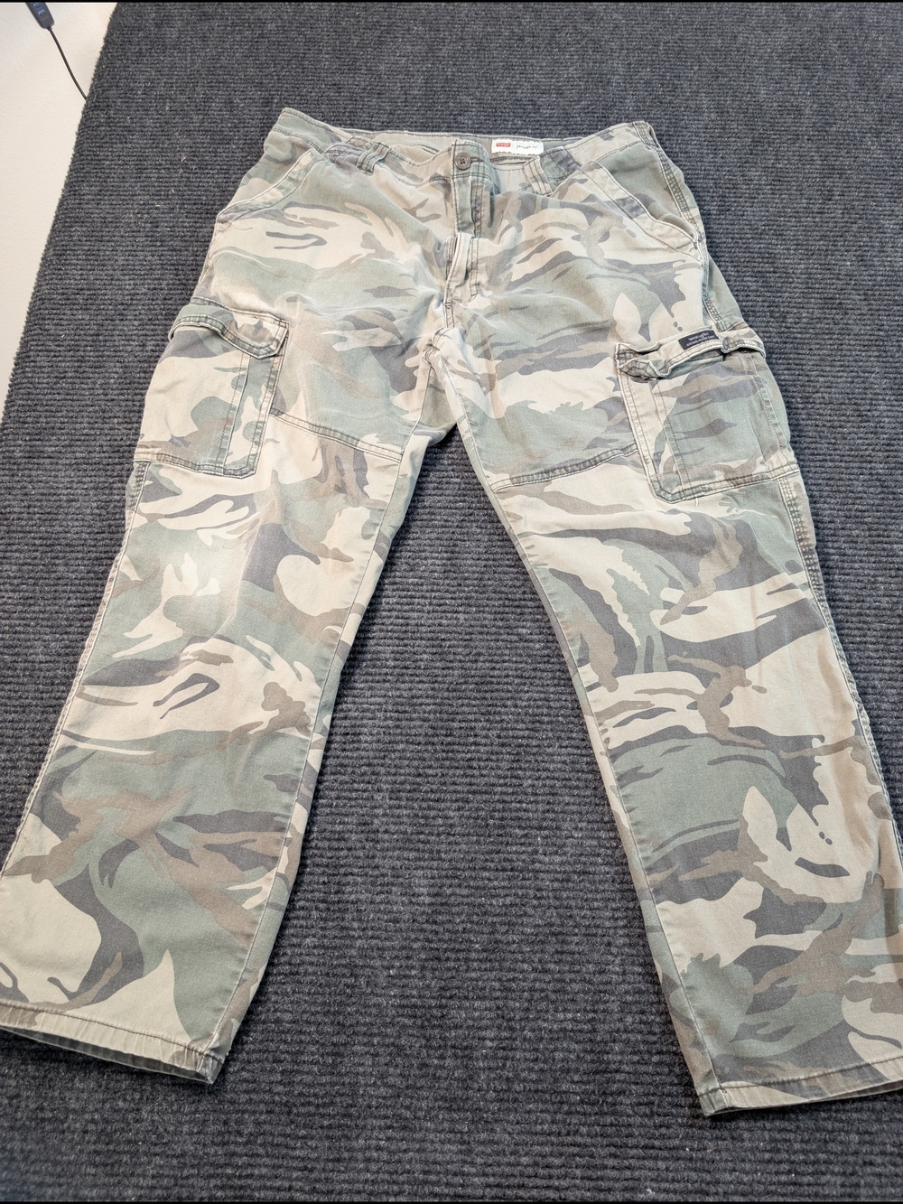 Wrangler Green Camo Cargo Pants
